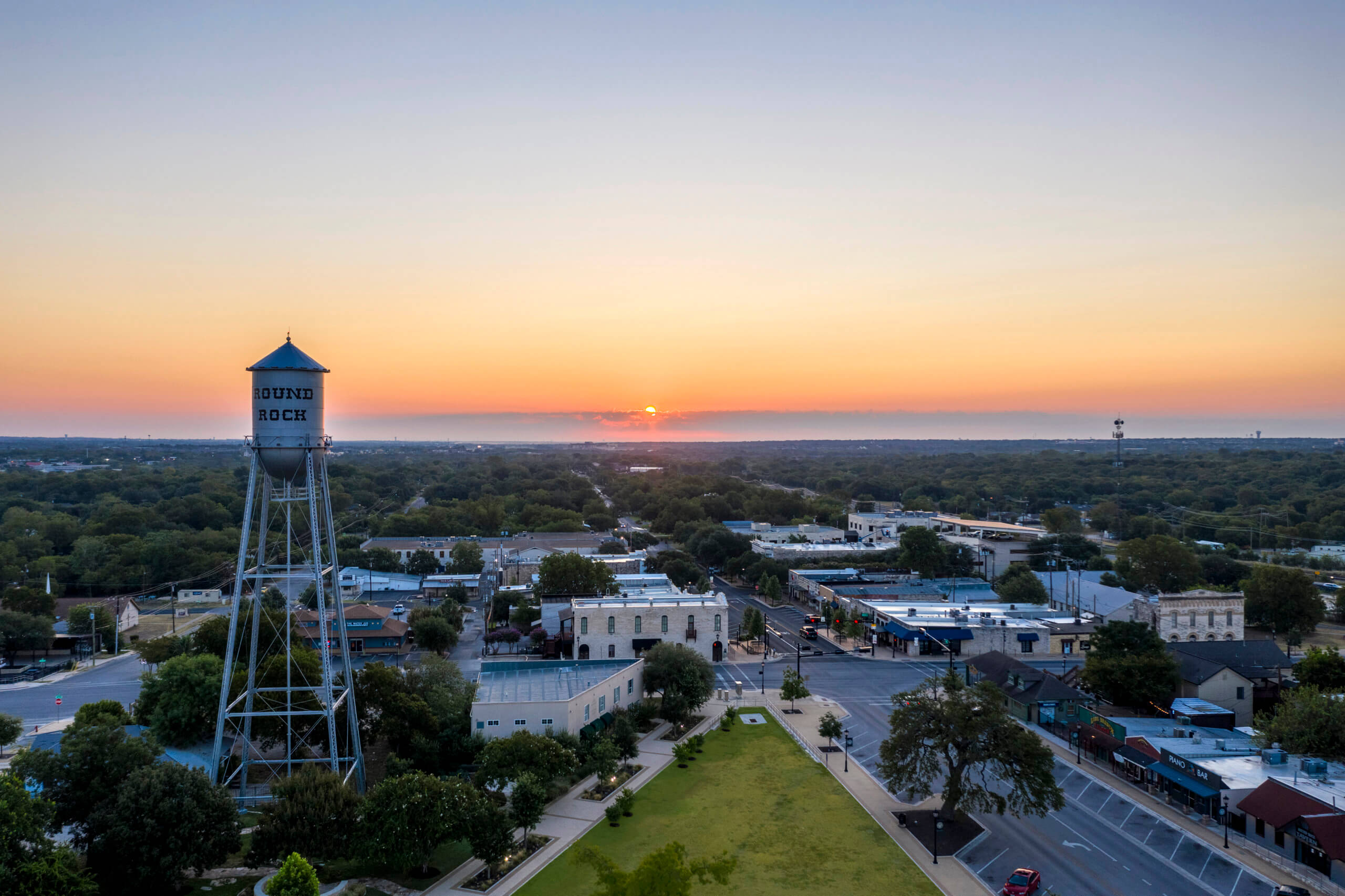 Texas Electric and Light electrician working in Round Rock
